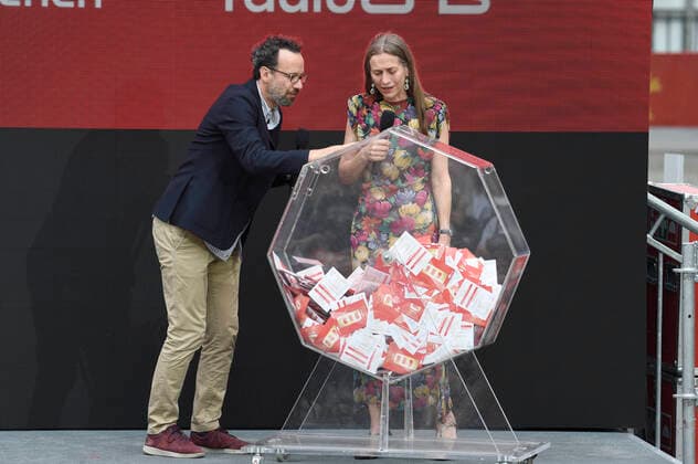 Carlo Chatrian and Mariette Rissenbeek at the award ceremony of the Audience Award Competition 2021 at the Berlinale Summer Special 2021 71 Berlin International Film Festival at the open-air cinema Museumsinsel Berlin, 20 06 2021 Foto:xN.xKubelkax xFuturexImage