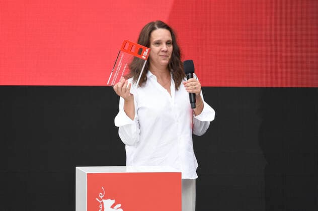 Winner Maria Speth at the award ceremony of the Audience Award Competition 2021 for the documentary film Herr Bachmann und seine Klasse at the Berlinale Summer Special 2021 71 Berlin International Film Festival at the open-air cinema Museumsinsel Berlin, 20 06 2021 Foto:xN.xKubelkax xFuturexImage