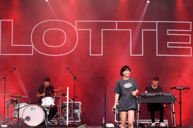 Lotte live as part of the concert series Back on Stage at the Gilde Parkbühne Hannover, 20 06 2021 Foto:xC.xNiehausx xFuturexImage