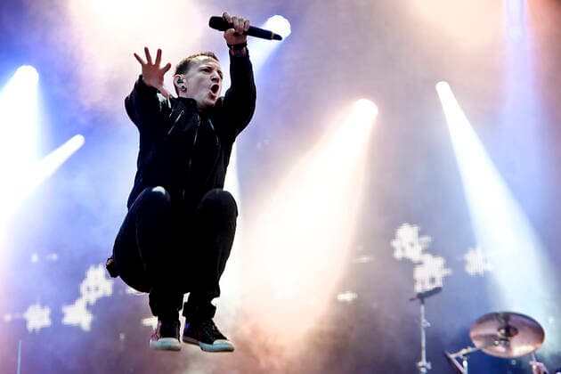 Linkin Park The American rock band Linkin Park performs a live concert at the Norwegian music festival Hovefestivalen 2011. Here lead vocalist Chester Bennington is seen live on stage. Norway, 28 06 2011. Arendal Norway Tromoy  Copyright: xGonzalesxPhoto JarlexH.xMoex