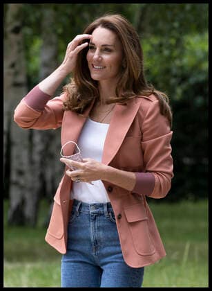 Herzogin Kate besucht Natural History Museum in London . 22 06 2021. London, United Kingdom. Kate Middleton, the Duchess of Cambridge, arriving at the Natural History Museum in London.  xStephenxLockx xi-Imagesx IIM-22303-0033
