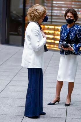 MADRID, SPAIN - JUNE 22: **NO SPAIN** Queen Sofia arrives at the National Museum together with Paloma O Shea, Founding President of the Escuela Superior de Musica, where she will preside over the closing ceremony and concert of the academic year of the Escuela Superior de Musica Reina Sofia on June 22, 2021 in Madrid, Spain Copyright: xJimmyxOlsen MediaPunchx