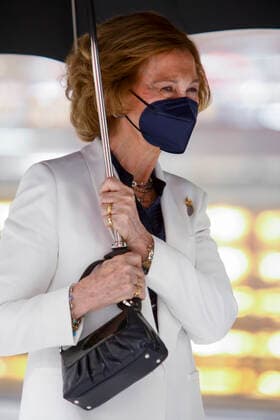 MADRID, SPAIN - JUNE 22: **NO SPAIN** Queen Sofia arrives at the National Museum where she will preside over the closing ceremony and concert of the academic year of the Escuela Superior de Musica Reina Sofia on June 22, 2021 in Madrid, Spain Copyright: xJimmyxOlsen MediaPunchx