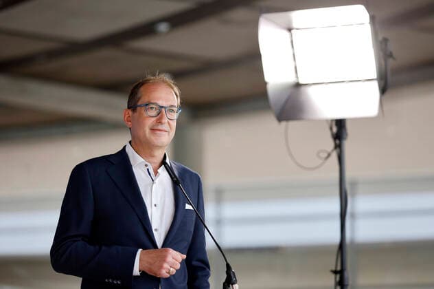 Alexander Dobrindt during a press statement of the CDU CSU parliamentary group in the Bundestag before the parliamentary group meeting on the parliamentary group level in the Reichstag building Berlin, 22 06 2021 Foto:xC.xHardtx xFuturexImage