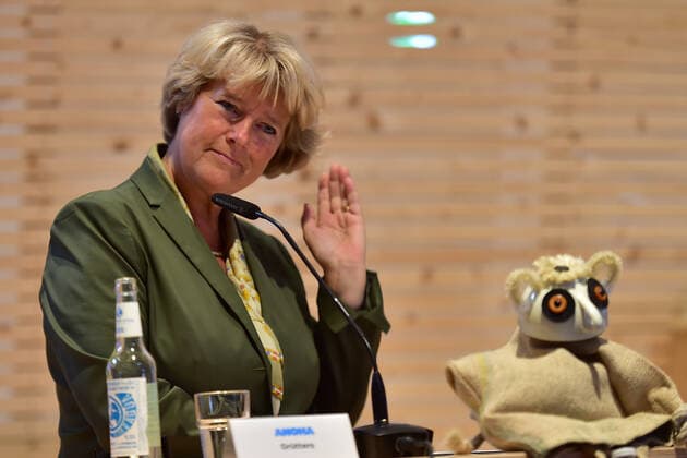 Eröffnung ANOHA im Jüdischen Museum Berlin Prof. Monika Grütters, MdB Kulturministerin, mit einem Katta, Lemur PK zur Eröffnung der Kinderwelt ANOHA im Jüdischen Museum in Berlin am 23.06.2021 *** Opening ANOHA at the Jewish Museum Berlin Prof Monika Grütters, MdB Minister of Culture, with a Katta, Lemur PK for the opening of the childrens world ANOHA at the Jewish Museum in Berlin on 23 06 2021 Photopress Mueller