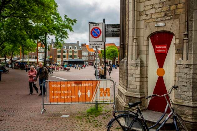 In the Netherlands, the Corona restrictions will be relaxed on 26 June As here in Middelburg Zeeland Walcheren, there will then no longer be a mask requirement when shopping The distance requirement will continue to apply Corona relaxations Netherlands