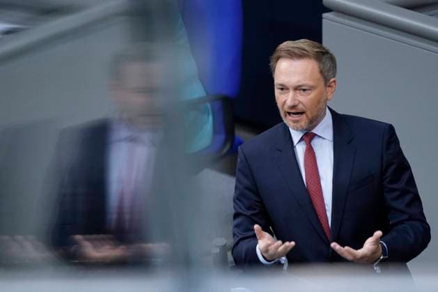 236 Session of the German Bundestag Plenary and Debate Current, 24 06 2021, Berlin, Christian Lindner FDP after his speech on the Government Statement of Chancellor Merkel on the European Council at the 236 Session of the German Bundestag in Berlin Berlin Germany
