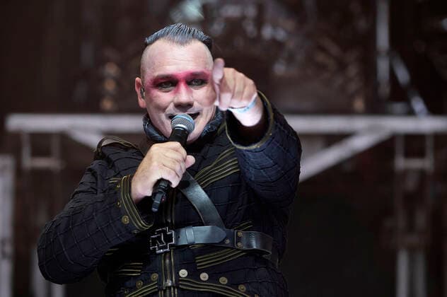 Rene Anlauff of Völkerball live at the concert series Back on Stage at the Gilde Parkbühne Hannover, 24 06 2021 Foto:xU.xStammx xFuturexImage