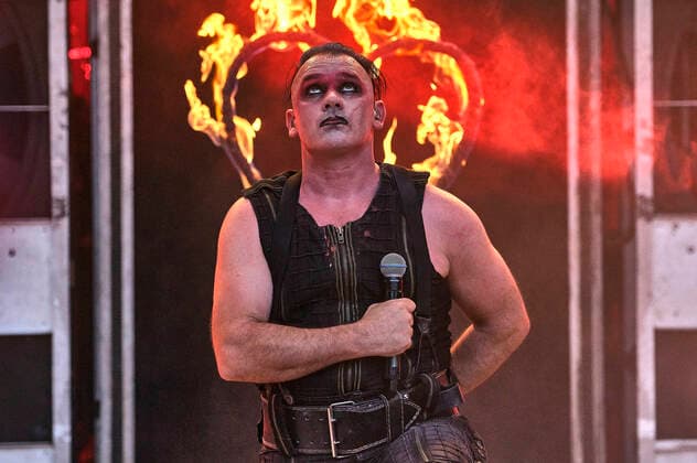 Rene Anlauff of Völkerball live at the concert series Back on Stage at the Gilde Parkbühne Hannover, 24 06 2021 Foto:xU.xStammx xFuturexImage