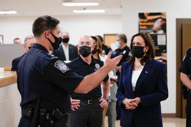 June 25, 2021, El Paso, Texas, USA: United States Vice President Kamala Harris, and US Secretary of Homeland Security Alejandro Mayorkas visit the Paso del Norte (PDN) Port of Entry in El Paso, Texas, June 25, 2021. U.S. Vice President visits the control area for asylum seekers upon entering Mexico, the secondary processing area for migrants and the outdoor vehicle inspection area used to screen vehicles crossing the border in search of goods or illegal activities El Paso USA - ZUMAs152 20210625_zaa_s152_068 Copyright: xYurixGripasx-xPoolxViaxCnpx