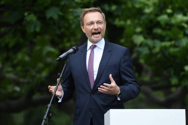 Anniversary signing NRW coalition agreement on 25 06 2021 on the Rhine meadow in front of the DJH in Düsseldorf Christian Lindner, parliamentary group leader and party leader of the FDP, speaks during a press conference On the anniversary of the signing of the coalition agreement between the CDU North Rhine-Westphalia and the FDP North Rhine-Westphalia met Lasch xRx