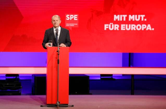 Bilder des Jahres 2021, News 06 Juni News Themen der Woche KW25 News Bilder des Tages SPD-Kanzlerkandidat Olaf Scholz, Deutschland, Berlin, Mit Mut. Für Europa.SPE-Konferenz zur Zukunft Europas *** SPD Candidate for Chancellor Olaf Scholz, Germany, Berlin, With Courage For Europe PES Conference on the Future of Europe