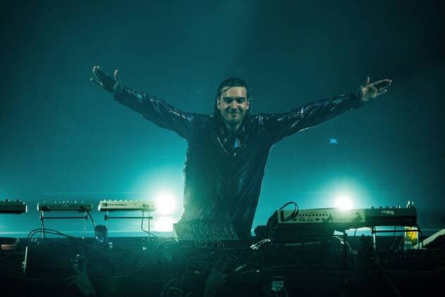 AMSTERDAM Dj Reinier Zonneveld during a performance in Paradiso The pop stage reopens its doors at full capacity Inside, visitors do not have to keep 1 5 meters away ANP PAUL BERGEN  Copyright: xHollandsexHoogtex xxANPx x433047004x