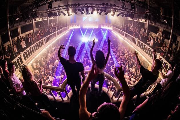 AMSTERDAM Dj Reinier Zonneveld during a performance in Paradiso The pop stage reopens its doors at full capacity Inside, visitors do not have to keep 1 5 meters away ANP PAUL BERGEN  Copyright: xHollandsexHoogtex xxANPx x433047012x