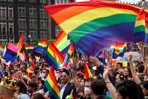 Annual LGTTTIQ Pride March In Mexico City MEXICO CITY, MEXICO - JUNE 26: Thousands of persons take part on the 43rd LGTTTIQ Pride march, while wave rainbow flags to people join to support the movement, to demand their constitutional and human rights. LGTTTIQ community condemn crimes and femicides. On June 26, 2021 in Mexico City, Mexico. Copyright: xLuisxBarronx EYEPIXGROUP_LB_26062021_9744