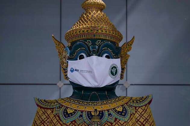 Thailand Plans To Reopen To Vaccinated Foreign Tourists A large Ramayana Giant Guardian statue wears a face mask as part of a campaign to prevent the COVID-19 pandemic, at the nearly empty Suvarnabhumi Airport, in Samut Prakan province, Thailand, 27 June 2021. Bangkok Thailand laowilas-notitle210627_np1YA  Copyright: xAnusakxLaowilasx