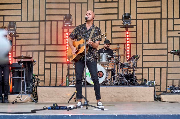 Milow live as part of the concert series Back on Stage at the Gilde Parkbühne Hannover, 27 06 2021 Foto:xU.xStammx xFuturexImage