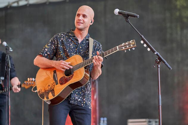 Milow live as part of the concert series Back on Stage at the Gilde Parkbühne Hannover, 27 06 2021 Foto:xU.xStammx xFuturexImage