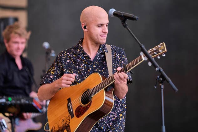 Milow live as part of the concert series Back on Stage at the Gilde Parkbühne Hannover, 27 06 2021 Foto:xU.xStammx xFuturexImage