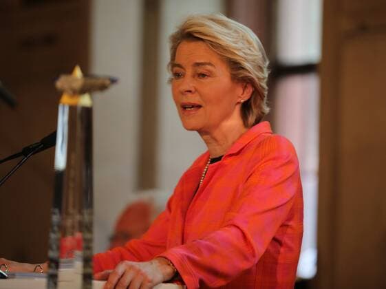 28 06 2021 Frankfurt am Main, Römer European Banker of the Year 2019 Honouring of Werner Hoyer, President of the European Investment Bank EIB Picture shows EU Commission President von der Leyen in the Kaisersaal during the laudation HP