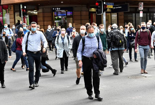 QLD CORONAVIRUS COVID19, People wearing protective face masks are seen in the CBD of Brisbane, Tuesday, June 29, 2021. People in Brisbane have been instructed to wear protective face masks as authorities try to suppress a growing coronavirus (COVID-19) cluster. ( NO ARCHIVING, EDITORIAL USE ONLY, NO USE IN BOOKS WITHOUT CONSENT BRISBANE QLD AUSTRALIA  Copyright: xDARRENxENGLANDx 20210629001553374236