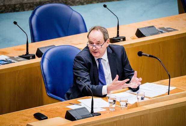THE HAGUE Outgoing State Secretary Hans Vijlbrief of Finance during the weekly question time in the House of Representatives ANP BART SIZE  Copyright: xHollandsexHoogtex xxANPx x433184402x