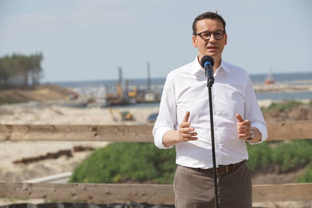 Poland Politics Daily PM Mateusz Morawiecki visiting the construction site of a waterway connecting the Vistula Lagoon with the Gulf of Gdansk is seen in Nowy Swiat, Vistula Spit, Poland on 1 July 2021 Controversial The Vistula Spit canal is curently under construction canal across the Polish section of the Vistula Spit that will create a second connection between the Vistula Lagoon and Gdansk Bay (Baltic Sea) Nowy Swiat Poland fludra-polishpr210701_npFb6  Copyright: xMichalxFludrax