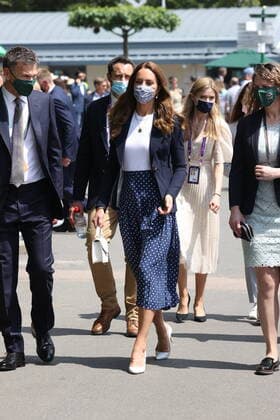 . 02 07 2021. London, United Kingdom. Kate Middleton, The Duchess of Cambridge, on day five of the Wimbledon Tennis Championships in London.  xStephenxLockx xi-Imagesx IIM-22344-0005