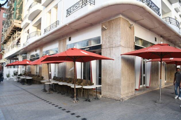 (210704) -- TUNIS, July 4, 2021 -- Photo taken on July 3, 2021 shows a closed cafe in Tunis, Tunisia. For two weeks, Tunisia has been undergoing the fourth wave of the spread of COVID-19. Several regions of the country have been locked down. Gatherings and parties are banned in the capital Tunis and several large cities with a night curfew from 8 p.m. to 5 a.m. until July 14. (Photo by Xinhua) TUNISIA-TUNIS-COVID-19-MEASURES AdelxEzzine 