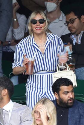 . 05 07 2021. London, United Kingdom. Sienna Miller on day seven of the Wimbledon Tennis Championships in London.  xStephenxLockx xi-Imagesx IIM-22357-0001