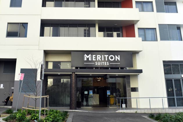 NSW CORONAVIRUS COVID19, The Meriton Suites at Waterloo are seen in Sydney, Tuesday, July 6, 2021. Health authorities have issued a stern warning after three new locally acquired COVID-19 cases were linked to a gathering in the Sydney apartment building. ( NO ARCHIVING, EDITORIAL USE ONLY, NO USE IN BOOKS WITHOUT CONSENT SYDNEY NSW AUSTRALIA  Copyright: xMICKxTSIKASx 20210706001555129404