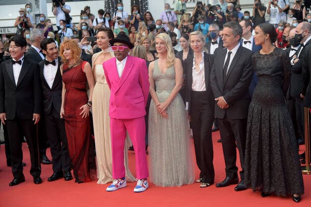 74th Cannes Film Festival 2021, Red Carpet film : ˜Annette™ and Opening ceremony. Pictured: Spike Lee, Melanie Laurent, Mylene Farmer, Jessica Hausner, Maggie Gyllenhaal, Mati Diop, Tahar Rahim, Song Kang-ho, Kleber Mendonca Filho  Copyright: xAlbertoxTerenghi Cannesx2021x xIx xCannesxpoolx