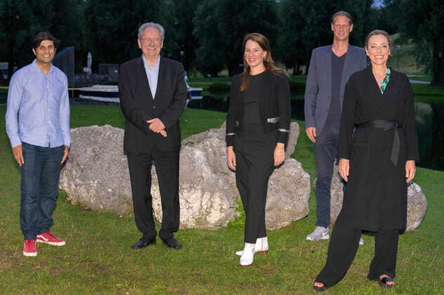 Maximilian Leo, Christian Ude, Franka Potente, Jonas Katzenstein and Diana Iljine at the award ceremony of the Margot Hielscher Award to Franka Potente at the 38 Filmfest München 2021 at the Open Air Kino am Olympiasee Munich, 06 07 2021 Foto:xN.xKolinzx xFuturexImage