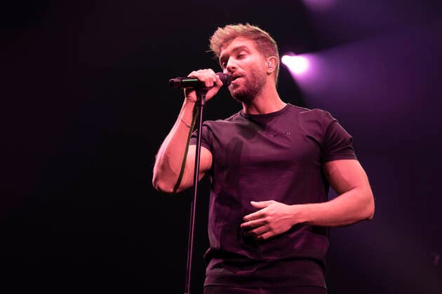 Pablo Alboran Concert In Madrid The singer Pablo Alboran during the performance in the concert at the Wizink Center in Madrid. July 6, 2021 Spain Madrid Spain gonzalez-notitle210706_nphYh  Copyright: xOscarxGonzalezx