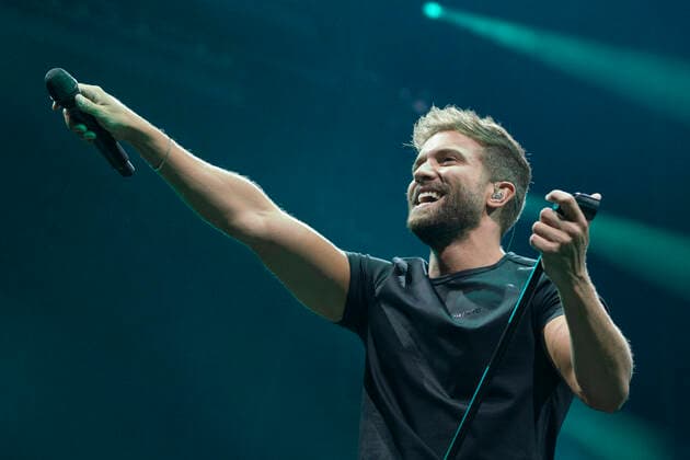 Pablo Alboran Concert In Madrid The singer Pablo Alboran during the performance in the concert at the Wizink Center in Madrid. July 6, 2021 Spain Madrid Spain gonzalez-notitle210706_npssE  Copyright: xOscarxGonzalezx