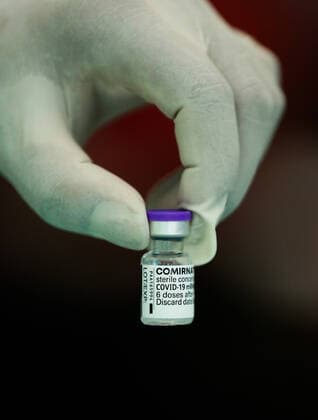 July 7, 2021, colombo, Sri Lanka: A vial of the Pfizer-BioNTech COVID-19 Vaccine are seen on sri Lankan Army Hospital in Colombo on July 7, 2021. colombo Sri Lanka. - ZUMAd152 20210707_znp_d152_005 Copyright: xPradeepxDambaragex