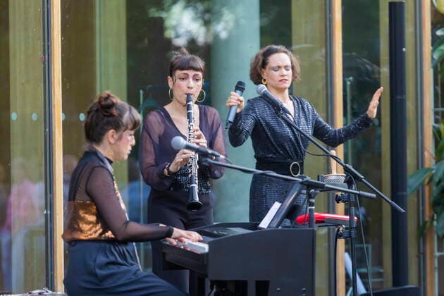 Synagogue Youkali, concert preview in the courtyard of the Dresden Synagogue, as part of the Dresden Open Air Kultursommer excerpts from the program, which will premiere on 15 July 20 clock 2 perfo