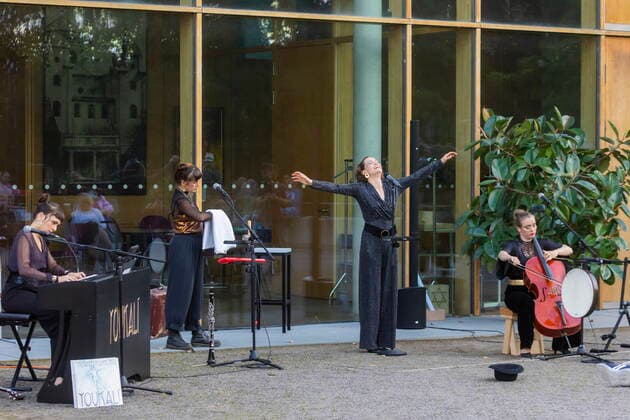 Synagogue Youkali, concert preview in the courtyard of the Dresden Synagogue, as part of the Dresden Open Air Kultursommer excerpts from the program, which will premiere on 15 July 20 clock 2 perfo