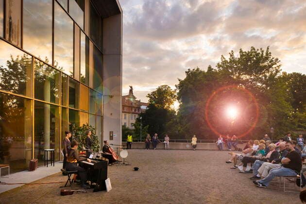 Synagogue Youkali, concert preview in the courtyard of the Dresden Synagogue, as part of the Dresden Open Air Kultursommer excerpts from the program, which will premiere on 15 July 20 clock 2 perfo