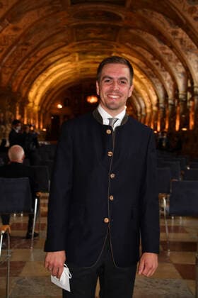 Philipp Lahm Award of the Bavarian Order of Merit 2021 Honour, Award Antiquarium Residenz Munich 08 July 2021
