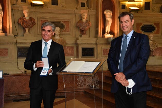Josef Kaeser and Dr Markus Söder Bavarian Prime Minister Award of the Bavarian Order of Merit 2021 Honour, Award Antiquarium Residenz Munich 08 July 2021
