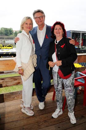 Ulrike Escher, Peter Escher and Viola Klein at the 15 Hope anniversary concert at the area of the Filmnächte am Königsufer Dresden Dresden, 07 08 2021 Foto:xM.xWehnertx xFuturexImage