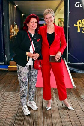 Viola Klein and Karen Heinrichs at the 15 Hope anniversary concert at the area of the Filmnächte am Königsufer Dresden Dresden, 07 08 2021 Foto:xM.xWehnertx xFuturexImage