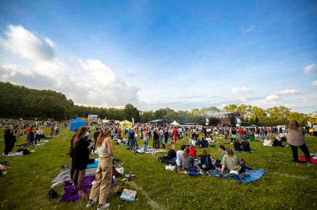 Audience at Giant Rooks live at the picnic concert at Zoopark Festwiese Erfurt, 08 07 2021 Foto:xM.xKremerx xFuturexImage