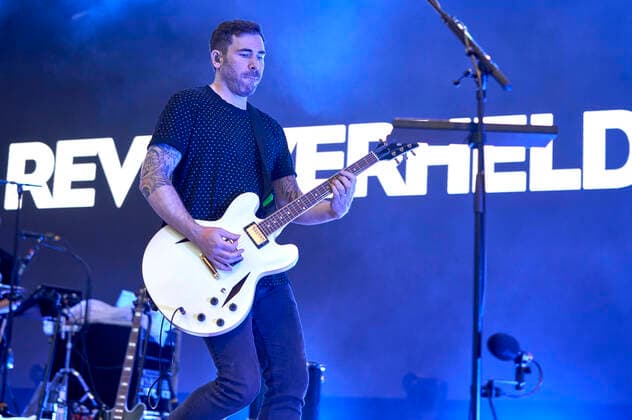 Niels Kristian Hansen of Revolverheld live at the concert series Back on Stage at the Gilde Parkbühne Hannover, Foto:xU.xStammx xFuturexImage