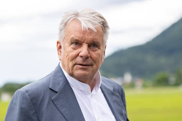 * OUT of AUT - Keine Weitergabe an Drittanbieter