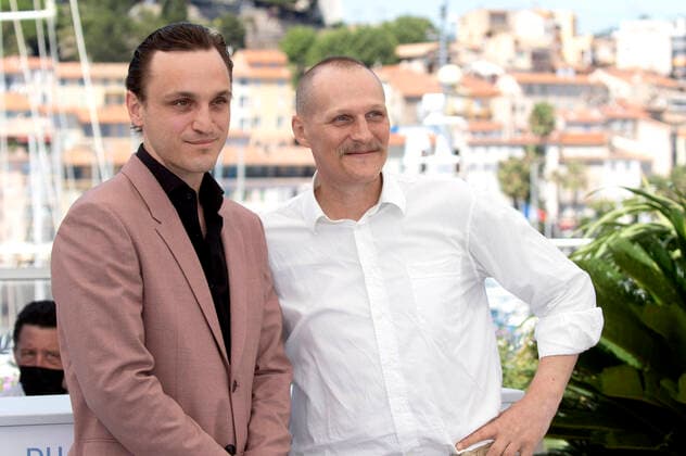 Franz Rogowski and Georg Friedrich at the photocall for the feature film Great Freedom Great Freedom at the Festival de Cannes 2021 74 Cannes International Film Festival at the Palais des Festivals Cannes, 09 07 2021 Foto:xR.xWagnerx xFuturexImage