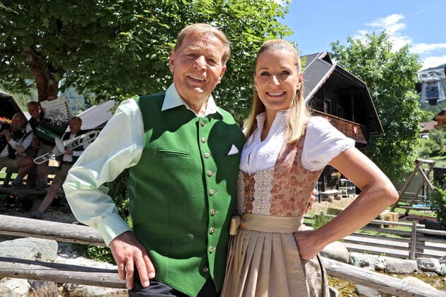 ORF Wenn die Musi spielt singer Eberhard Hertel and singer Stefanie Hertel at the artists meeting for the music open air Wenn die Musi spielt on 09 07 2021 at the festival area in Bad Kleinkirchheim 20210709BOS0028