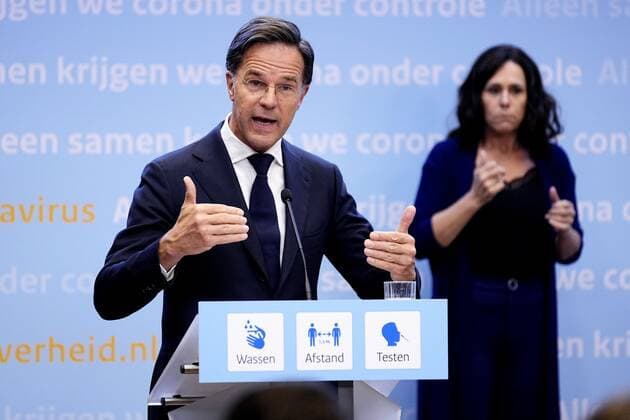 THE HAGUE Outgoing Prime Minister Mark Rutte during an extra press conference The cabinet is concerned about the sharp increase in the number of positive corona infections ANP PHIL NIJHUIS  Copyright: xHollandsexHoogtex xxANPx x433628757x