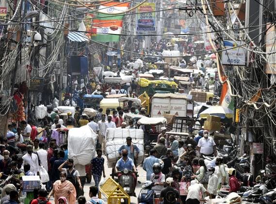 NEW DELHI, INDIA - JULY 9: Heavy rush for people shopping at Sadar Bazar Market Main road on July 9, 2021 in New Delhi, India. Despite Delhi Disaster Management Authority closing many markets in Delhi for flouting Covid rules, there is no adherence to social distancing and other protocols in market.(Photo by Sonu Mehta Hindustan Times) Shoppers Flouting Covid Rules In Markets In Delhi